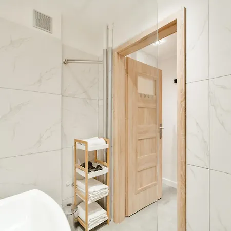 Old Town Heart Xiv - Polin Museum *