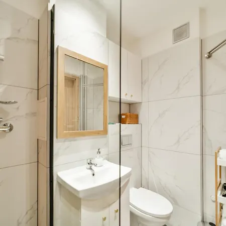 Old Town Heart Xiv - Polin Museum ワルシャワ